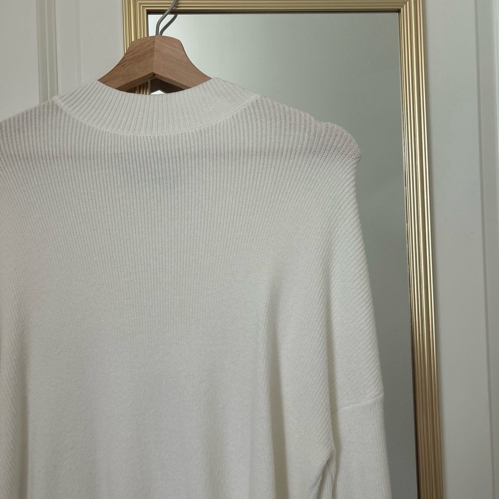WHITE SWEATER DRESS - Picture 5 of 6